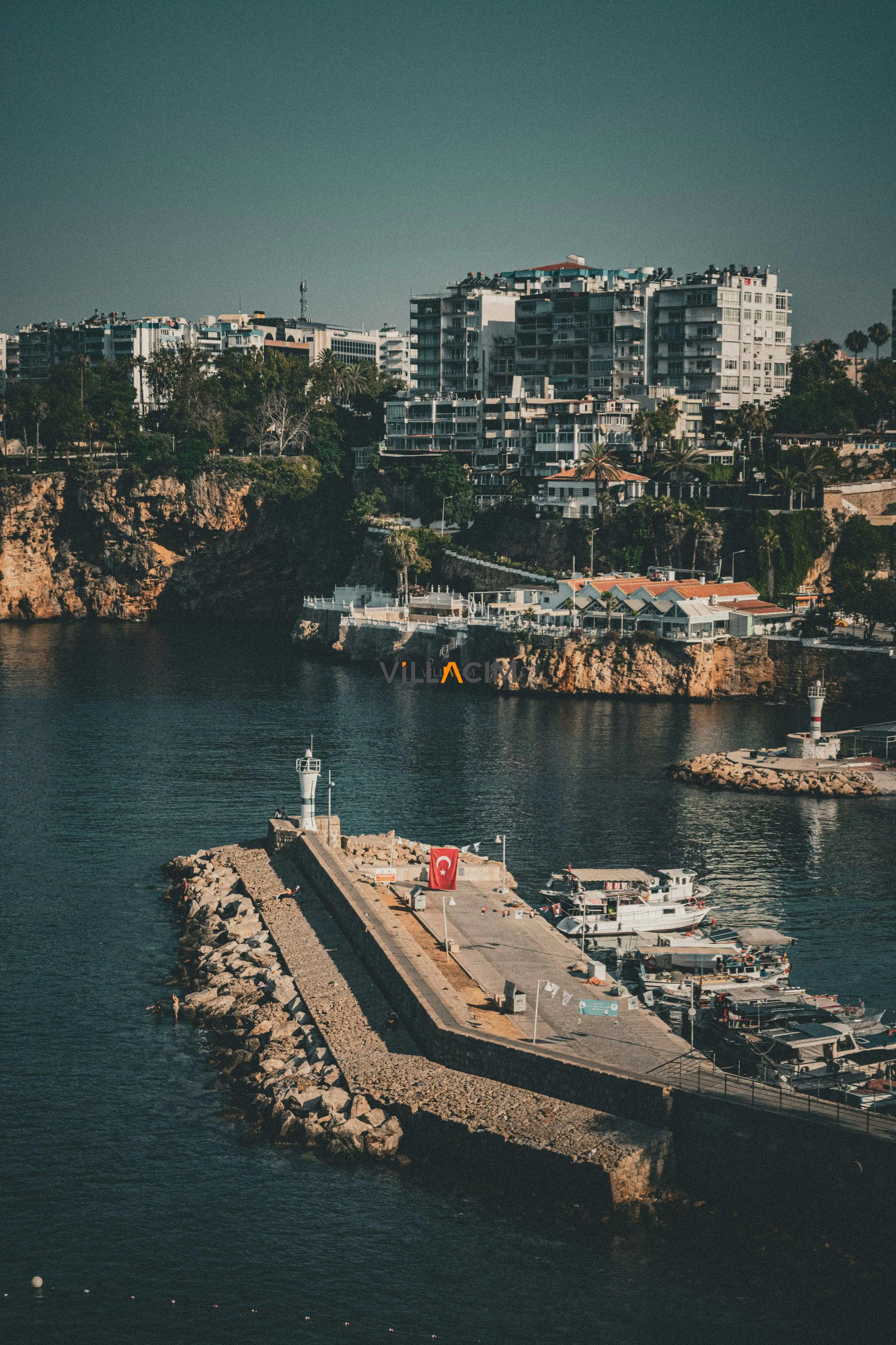 Ekim–Kasım'da Antalya Tatili: Sezon Dışının Sessiz Güzelliği