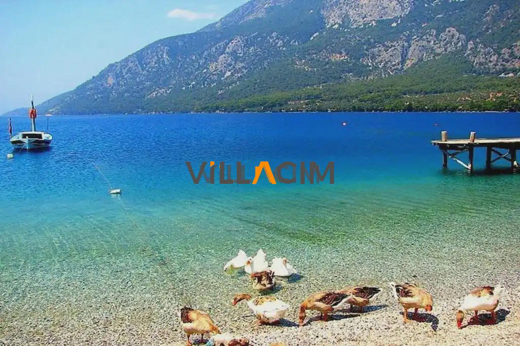 Antalya'nın Çarşıları: Tarihin ve Alışverişin Buluşma Noktası! 🏺🛍️