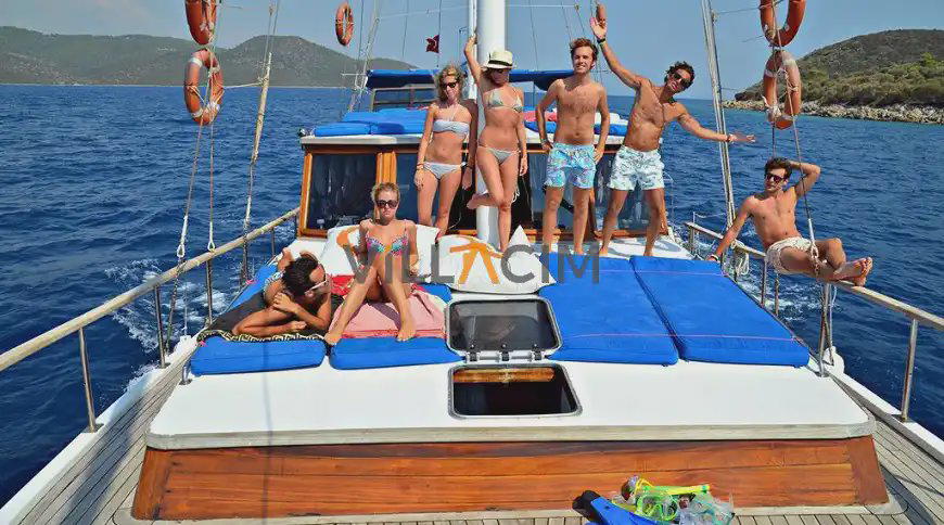 Adrasan Tekne Turları: Akdeniz'in Saklı Cenneti Keşfedin