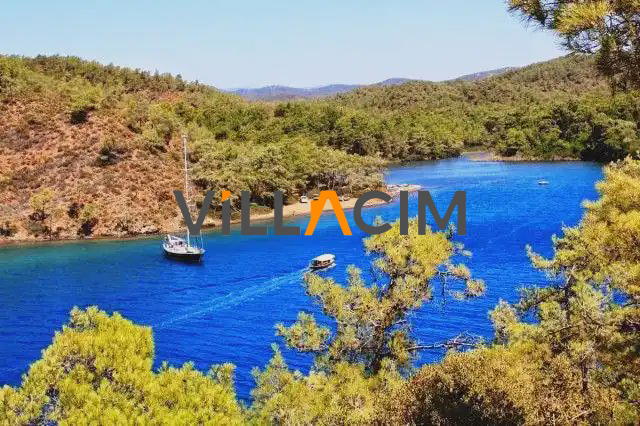 Bördübet Koyu: Marmaris'in Saklı Cenneti mi, Yoksa Ormanın İçine Saklanmış Bir Su Dünyası mı?