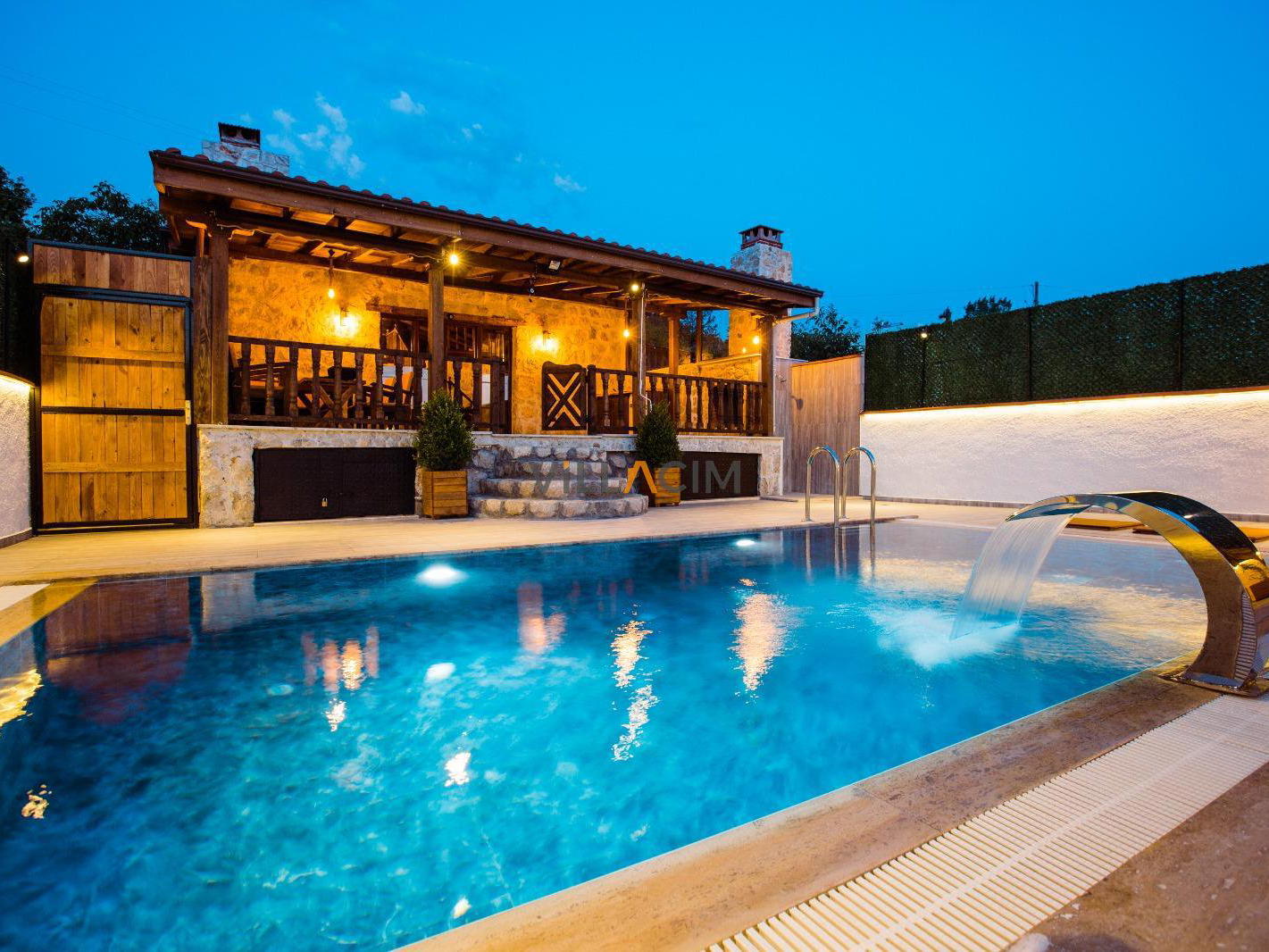 Villa Troya