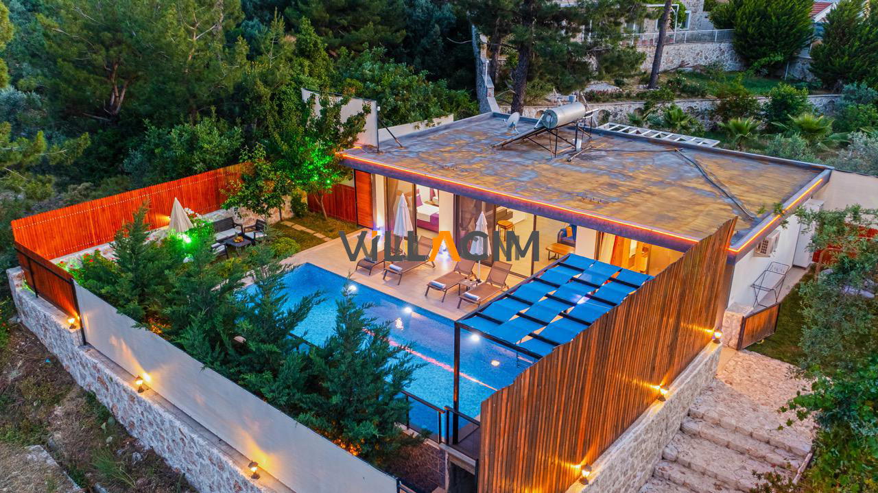 Villa Ay