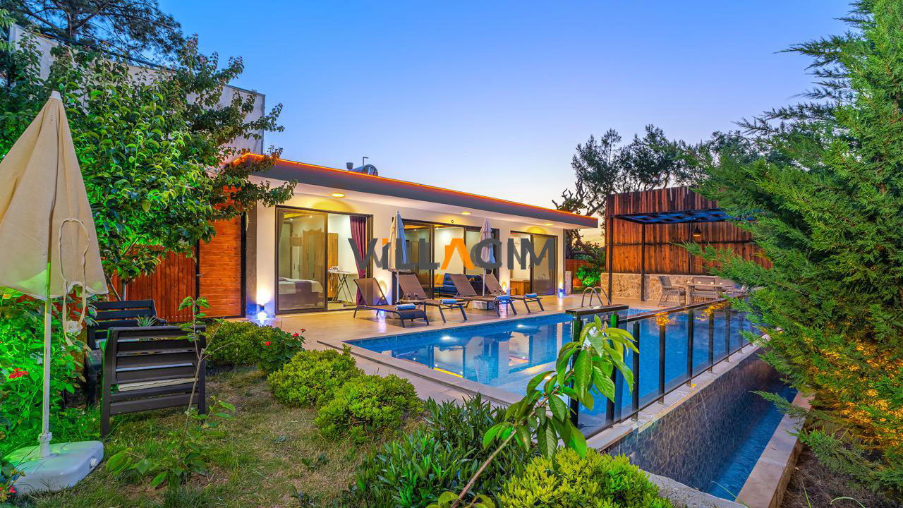 Villa Ay