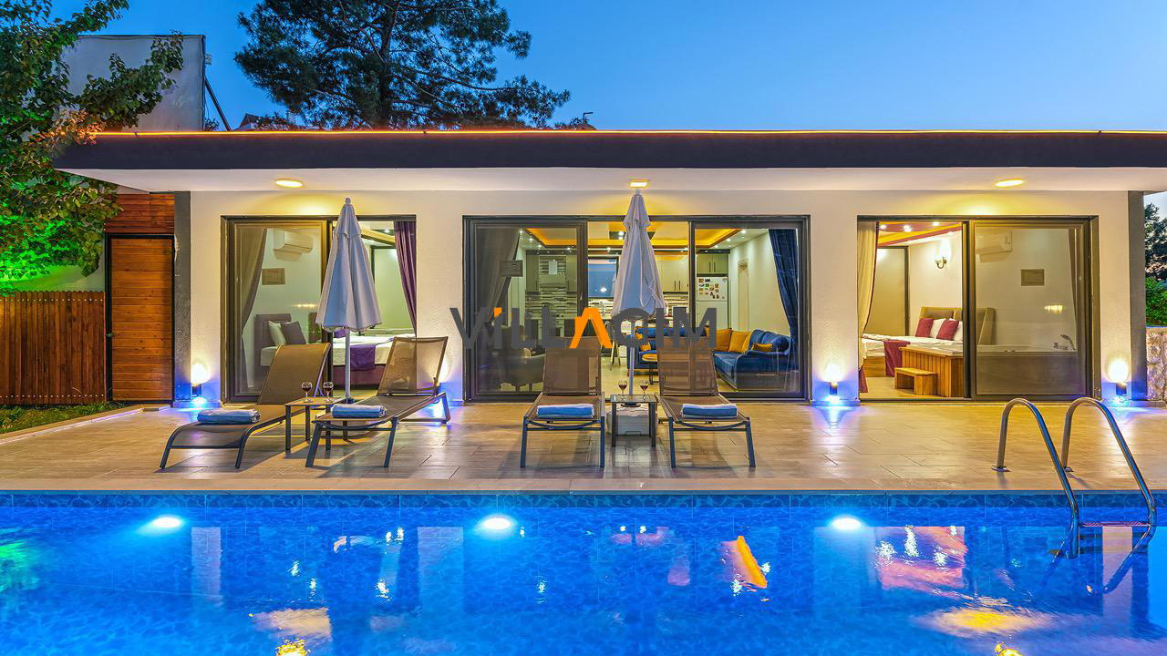 Villa Ay