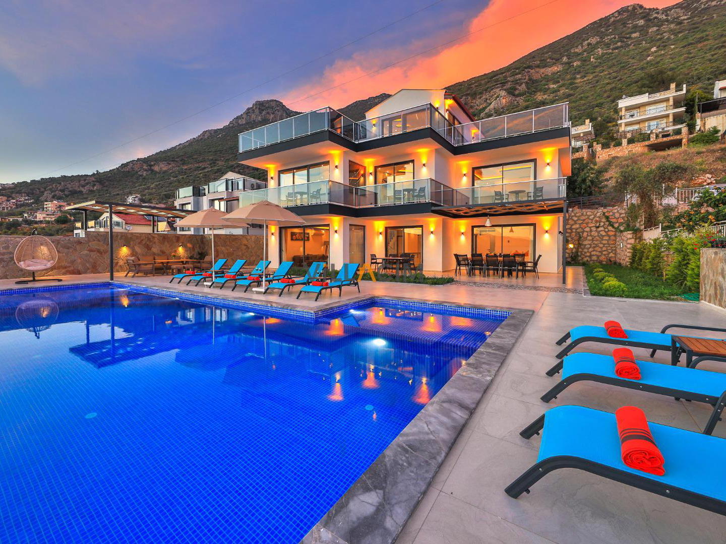 Villa July