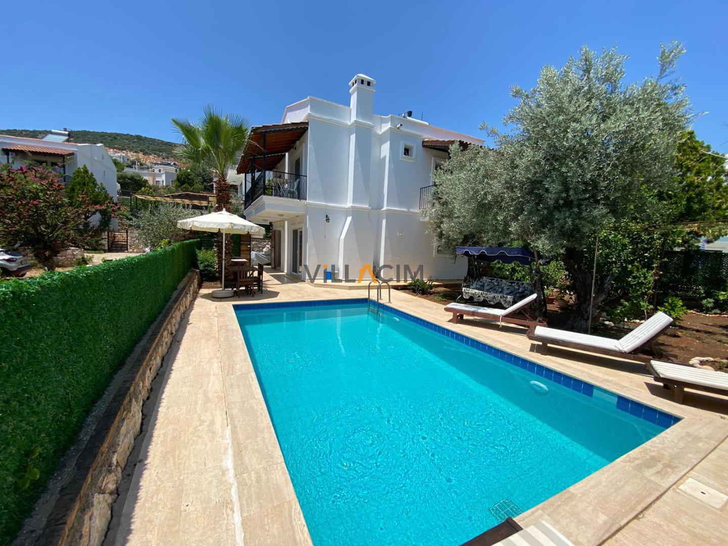 Villa Leton Kleon 2