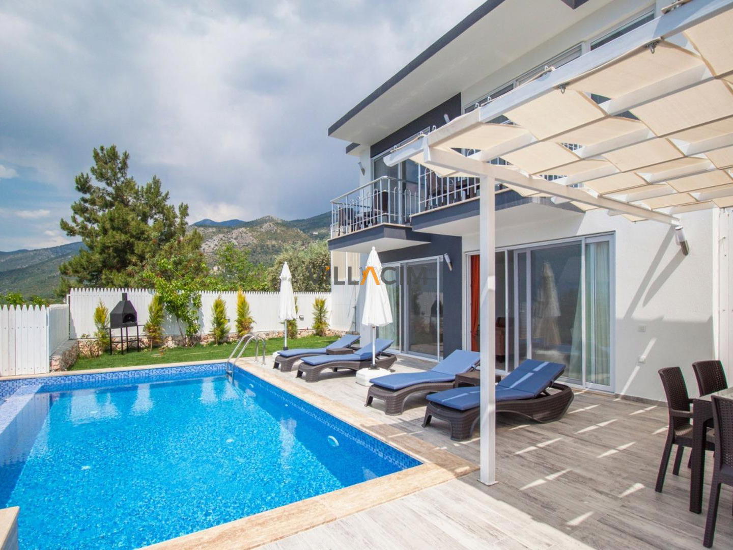 Villa Salkım