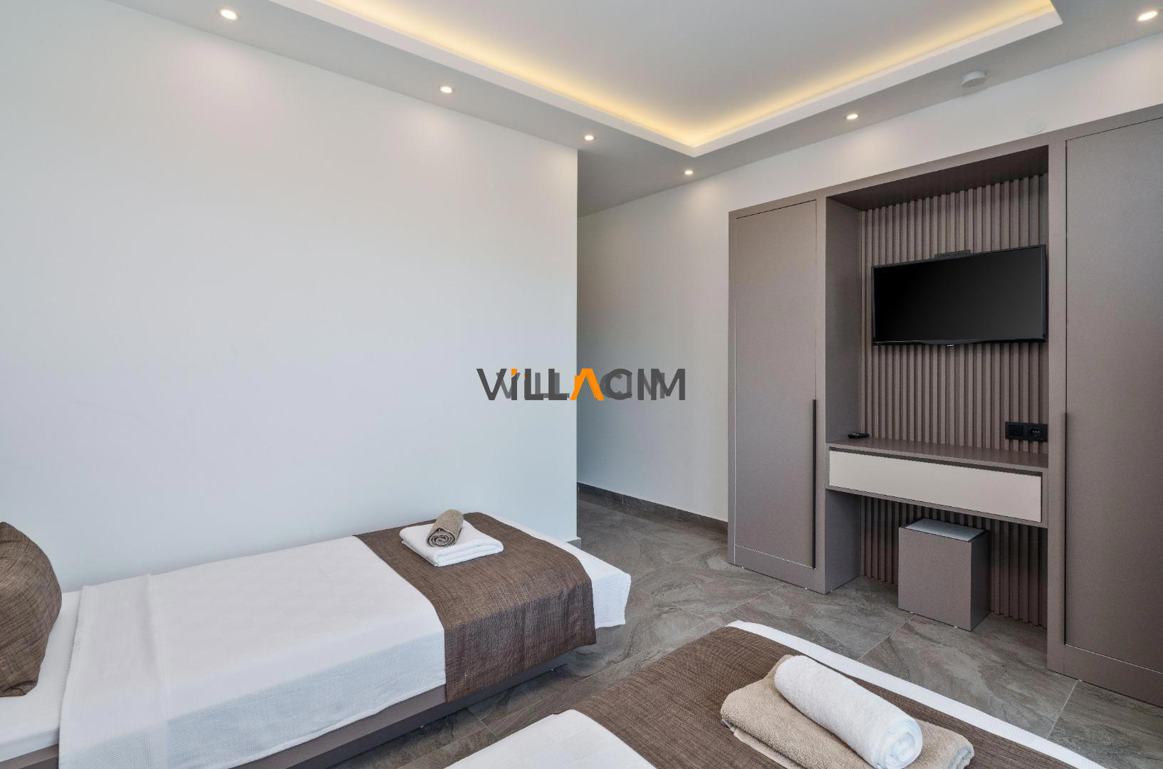 Villa Blue Moon