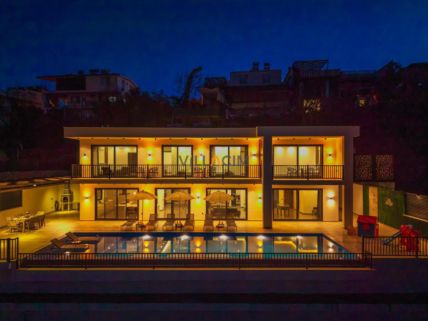 Villa Blue Moon