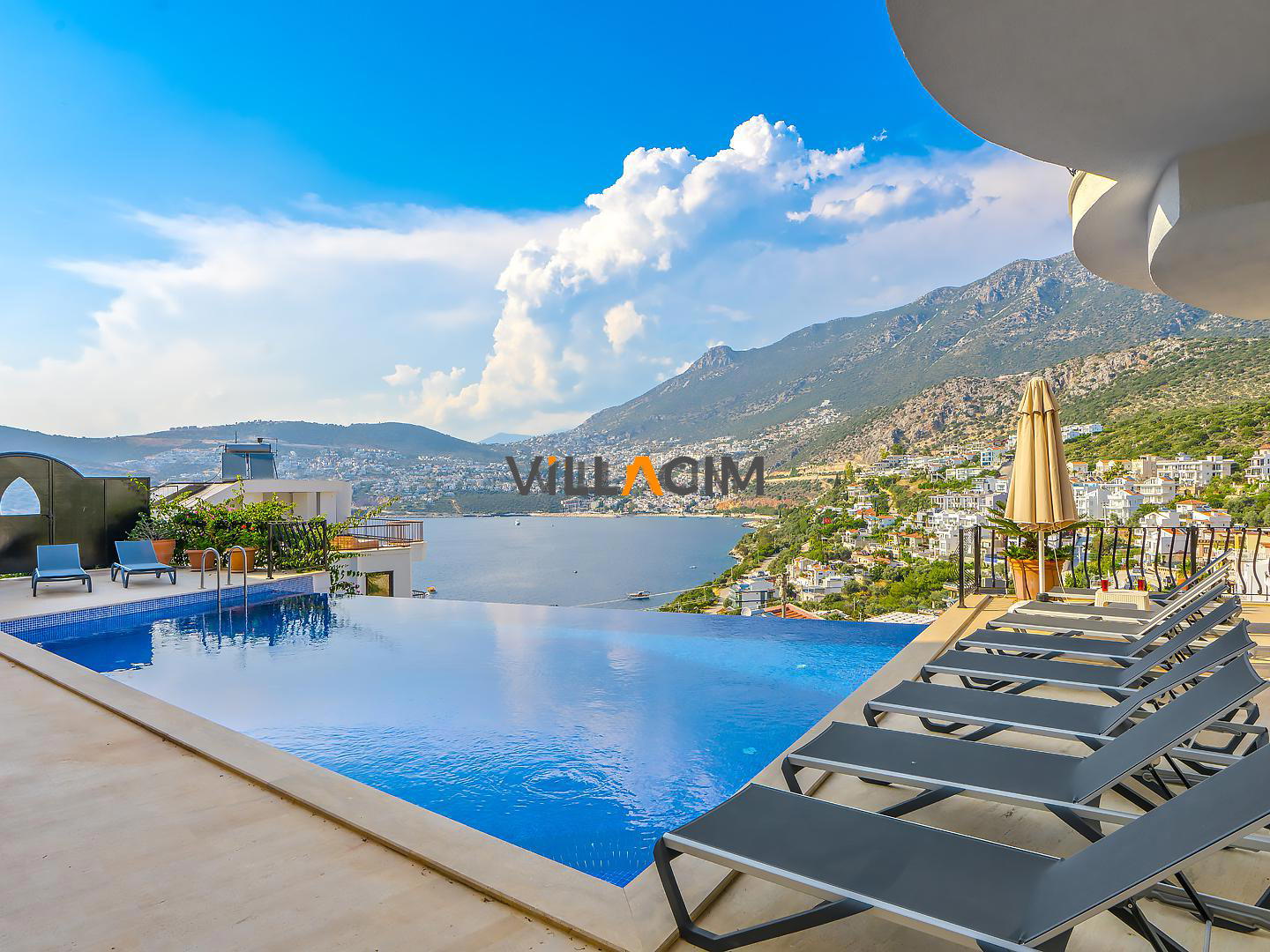 Villa Magma