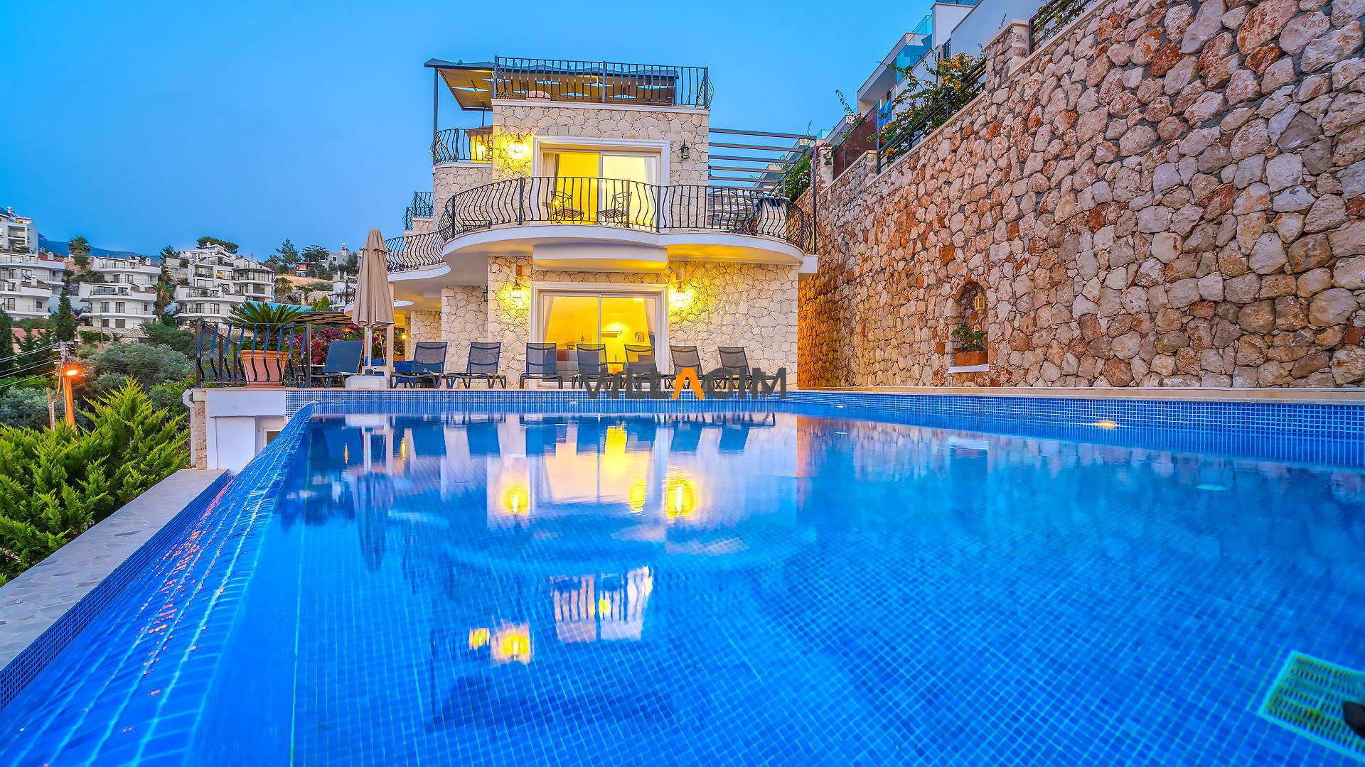 Villa Magma