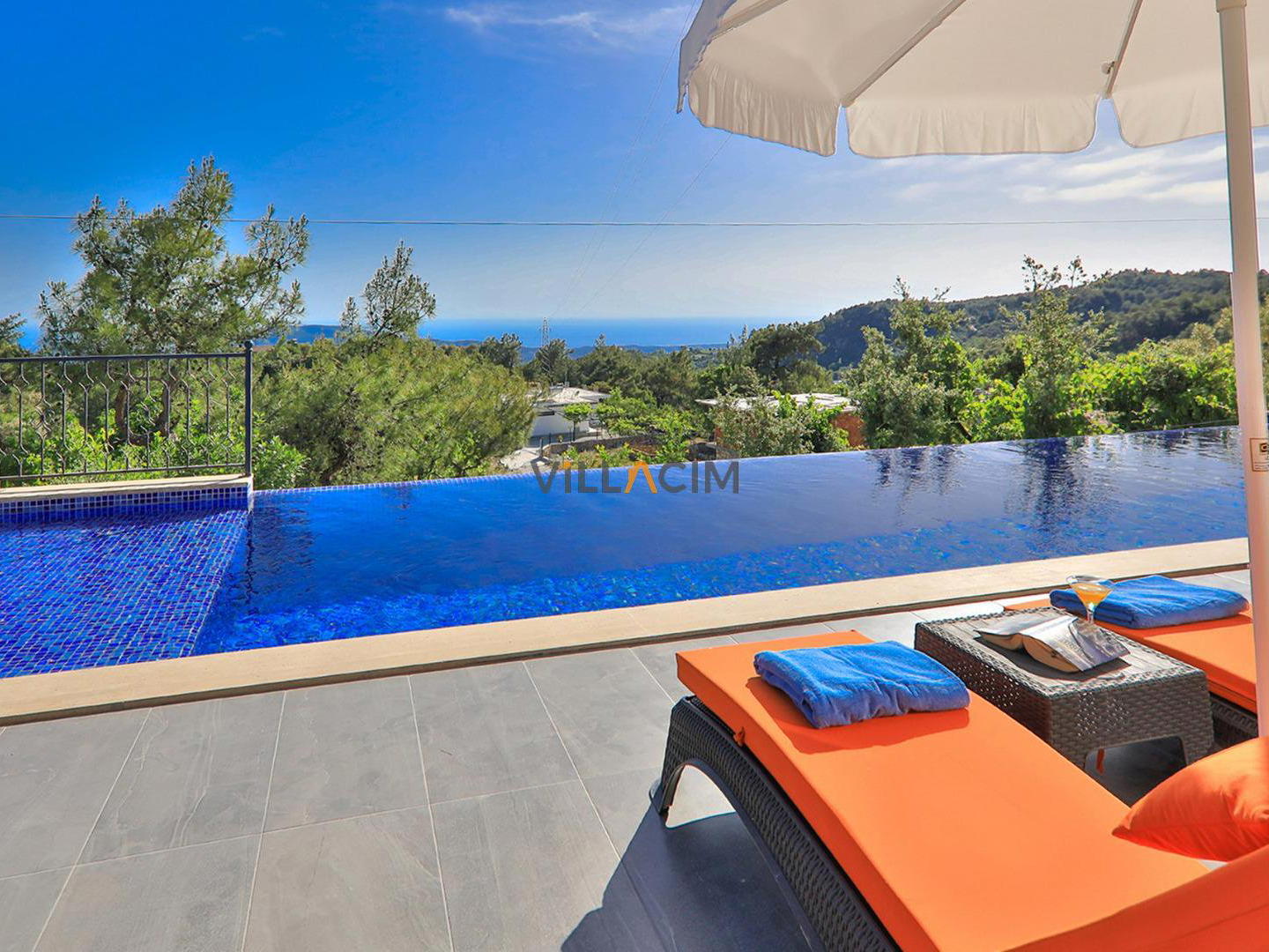 Villa Tek