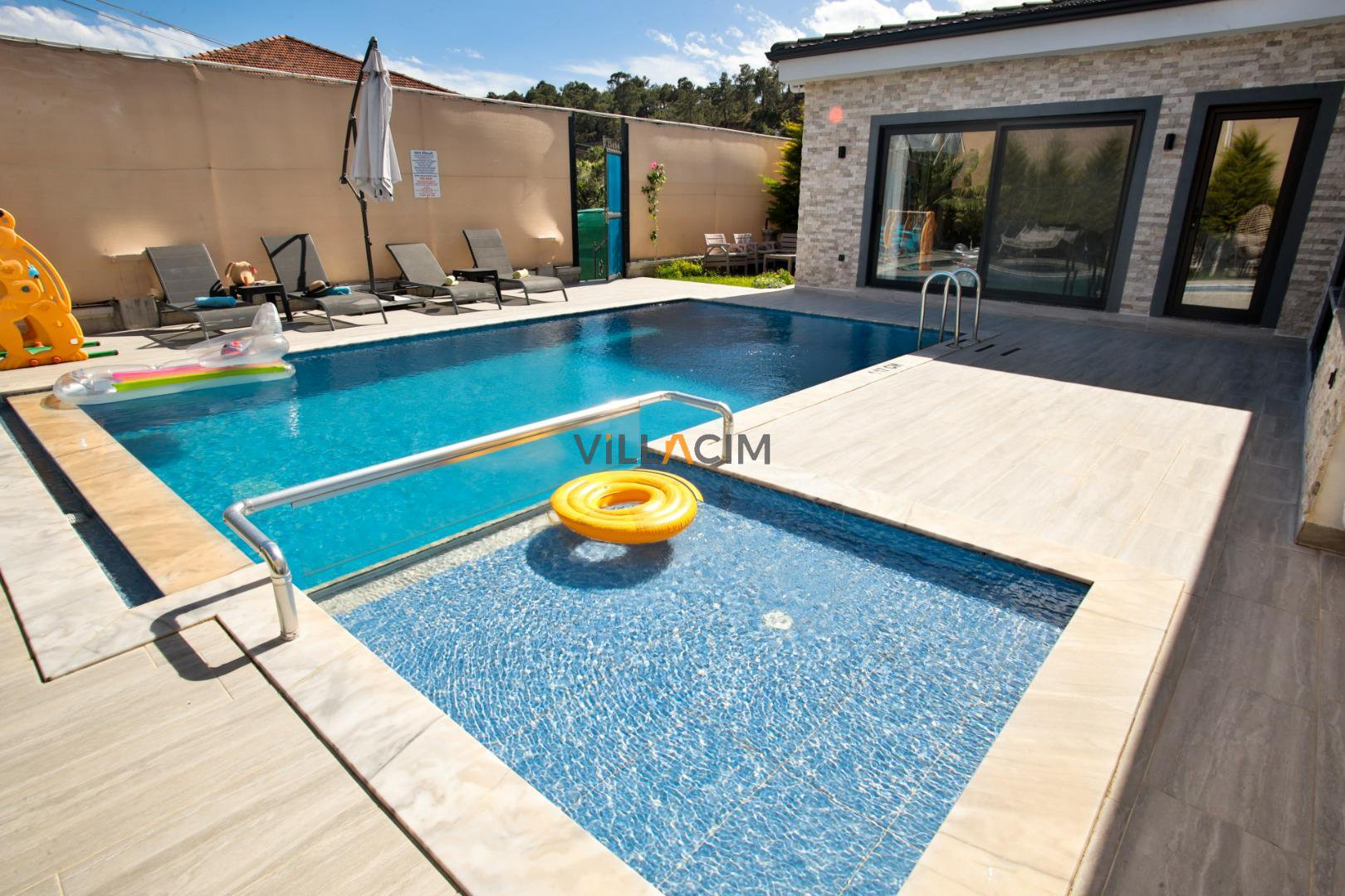 Villa Twin 2