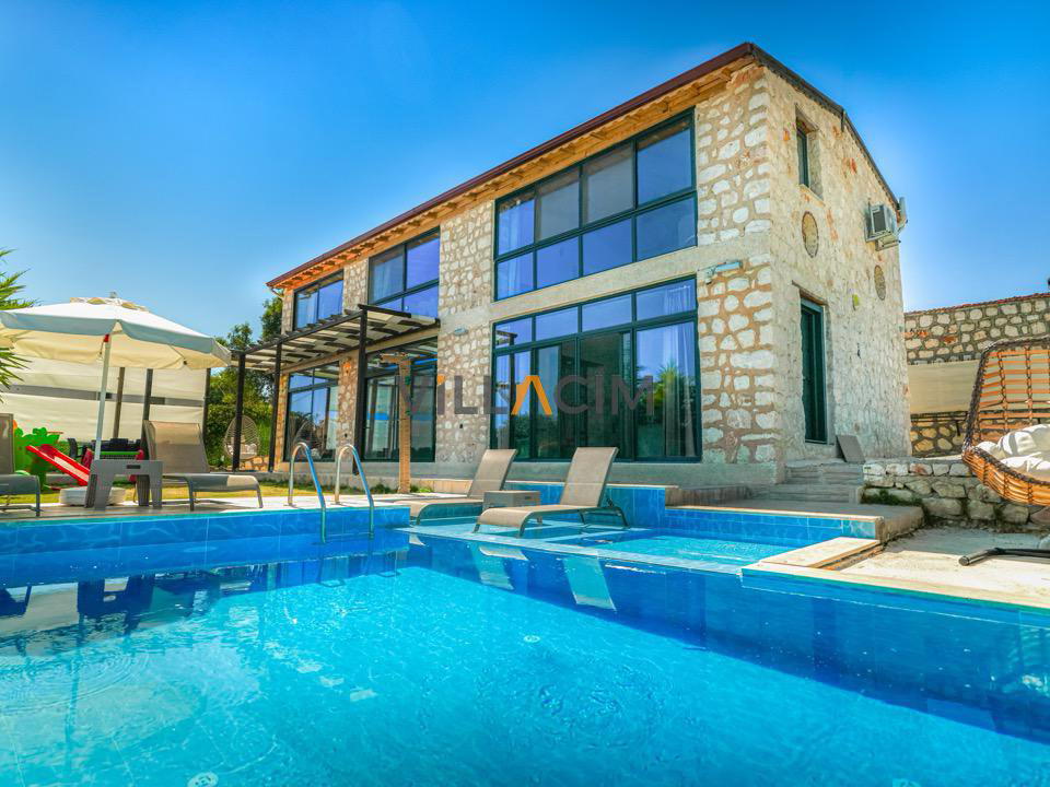 Villa Rice