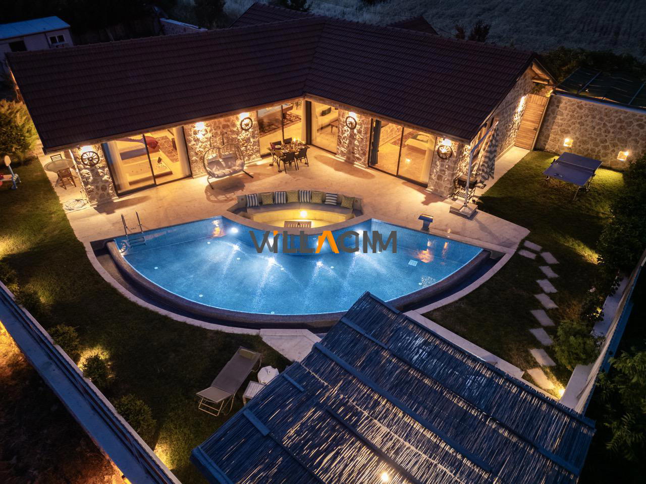 Villa Topçu Stone