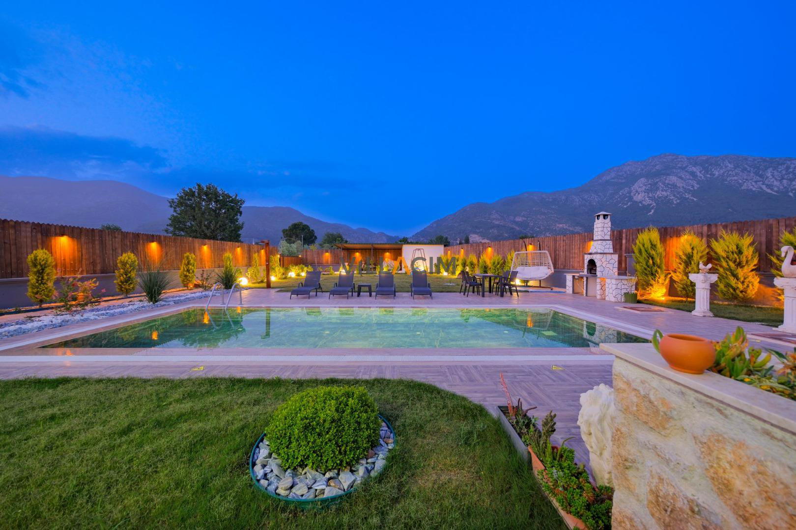 Villa Alya