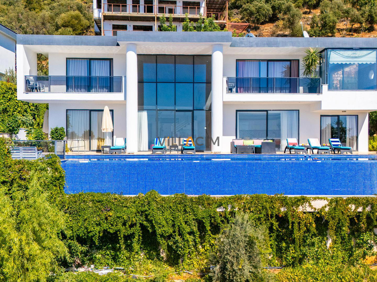 Villa Hyperion
