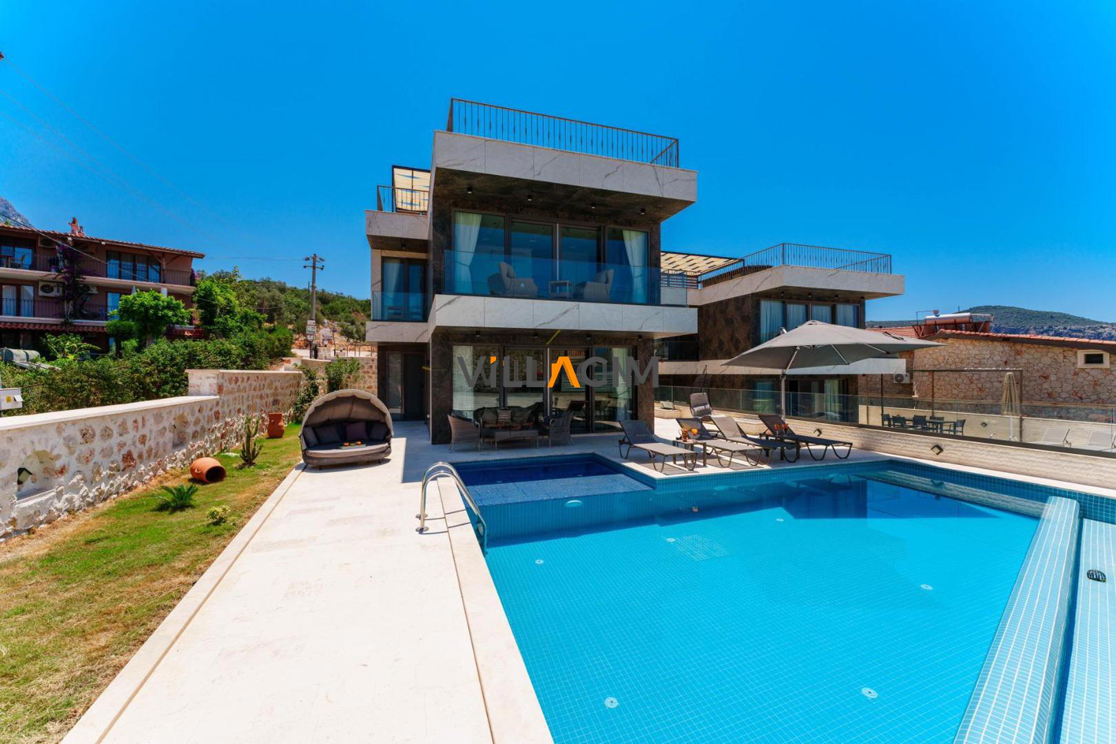 Villa Pointer 2