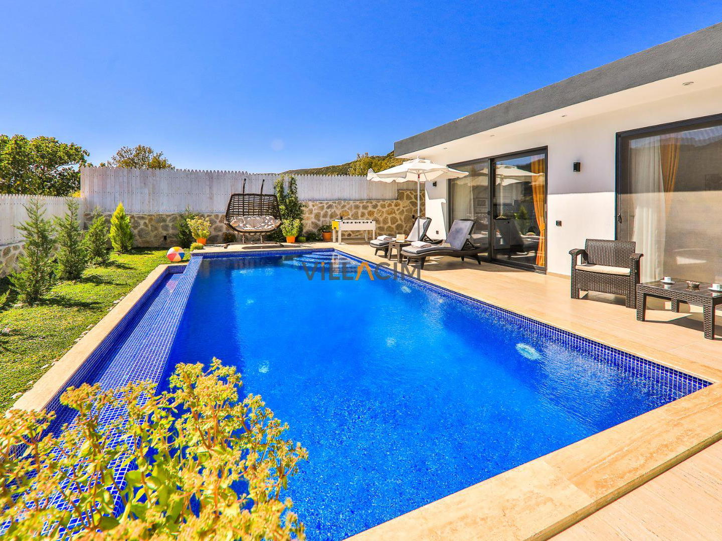 Villa Therapy