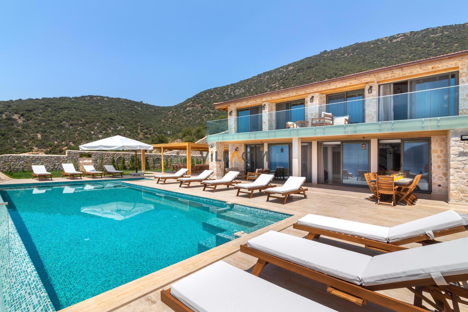 Villa Water Premium
