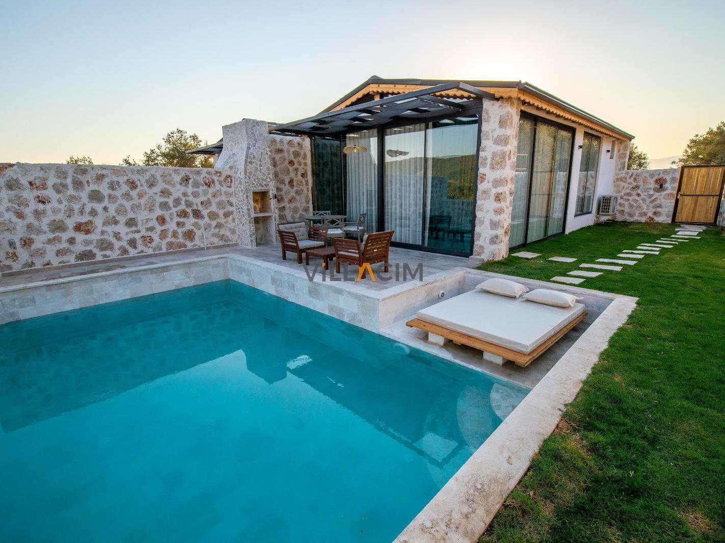 Villa Emerald