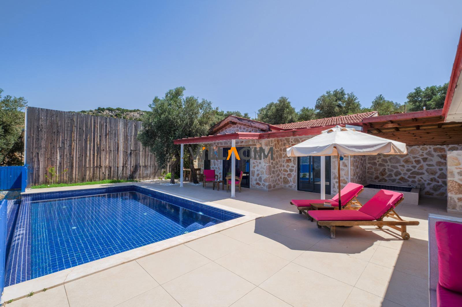 Villa Magnolyam