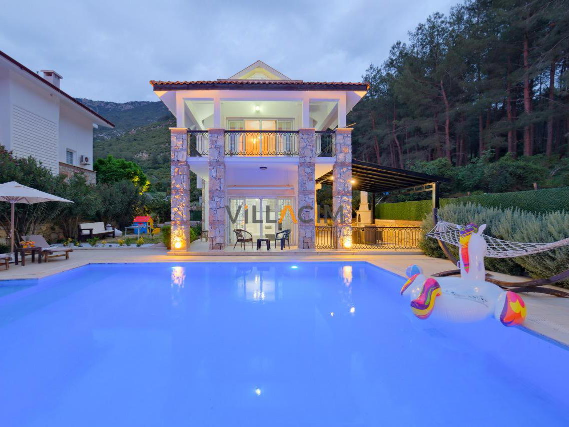 Villa Gün Rengi