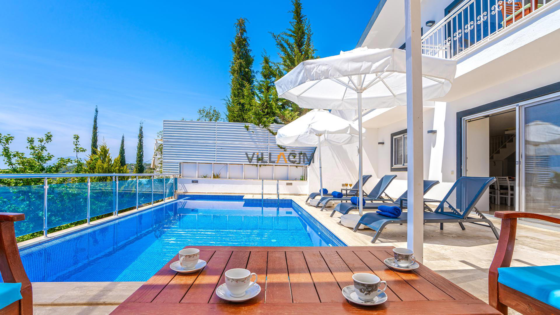 Villa Poli