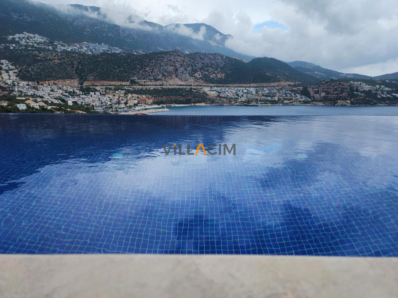 Villa Aqua Arya