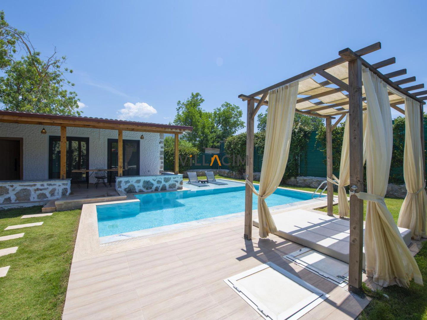Villa Calvin Mini
