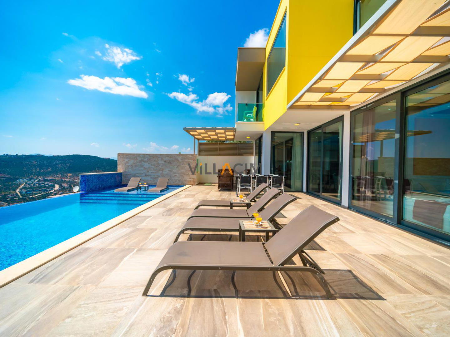 Villa Retro