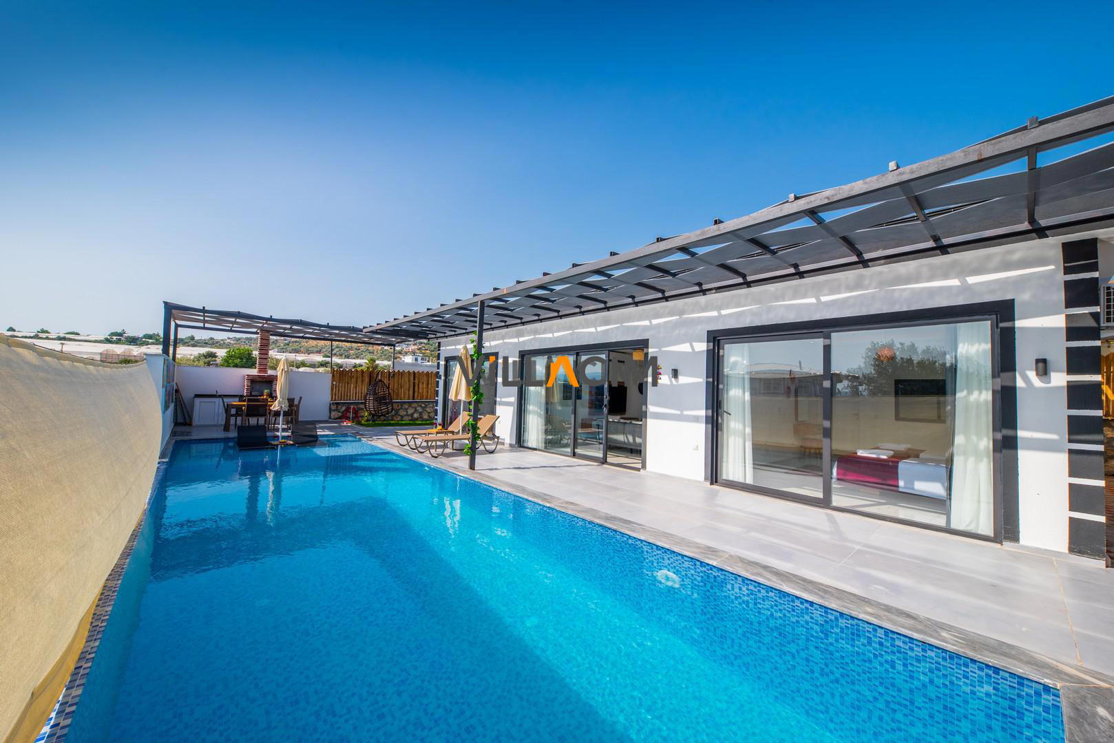 Villa Nar Çiçeği
