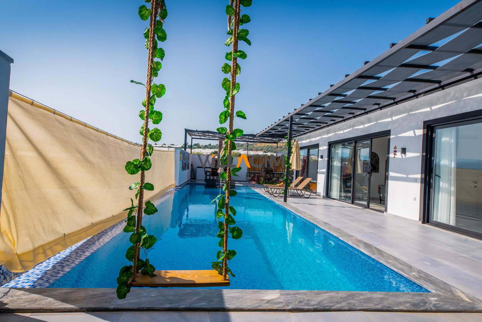 Villa Nar Çiçeği