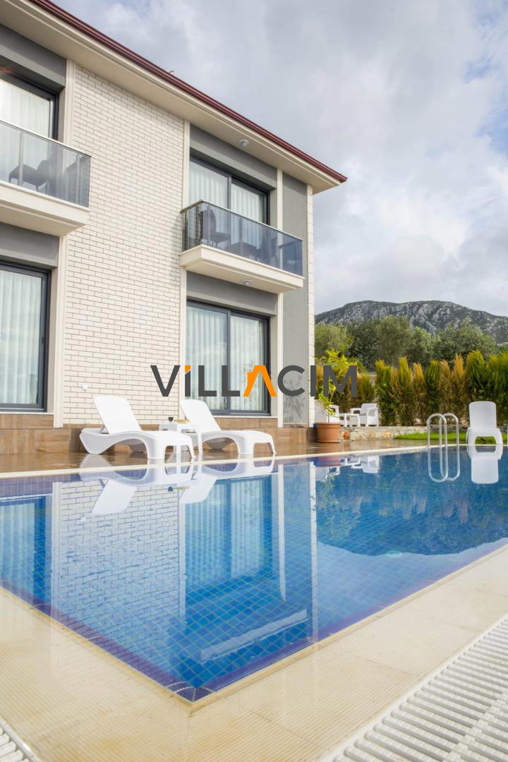 Villa Kızıl Mavi