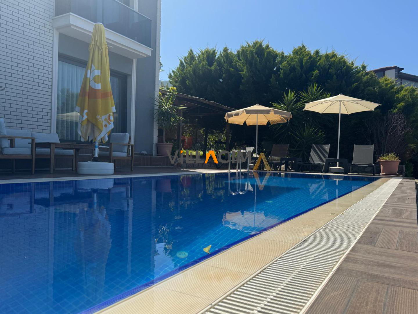 Villa Kızıl Mavi