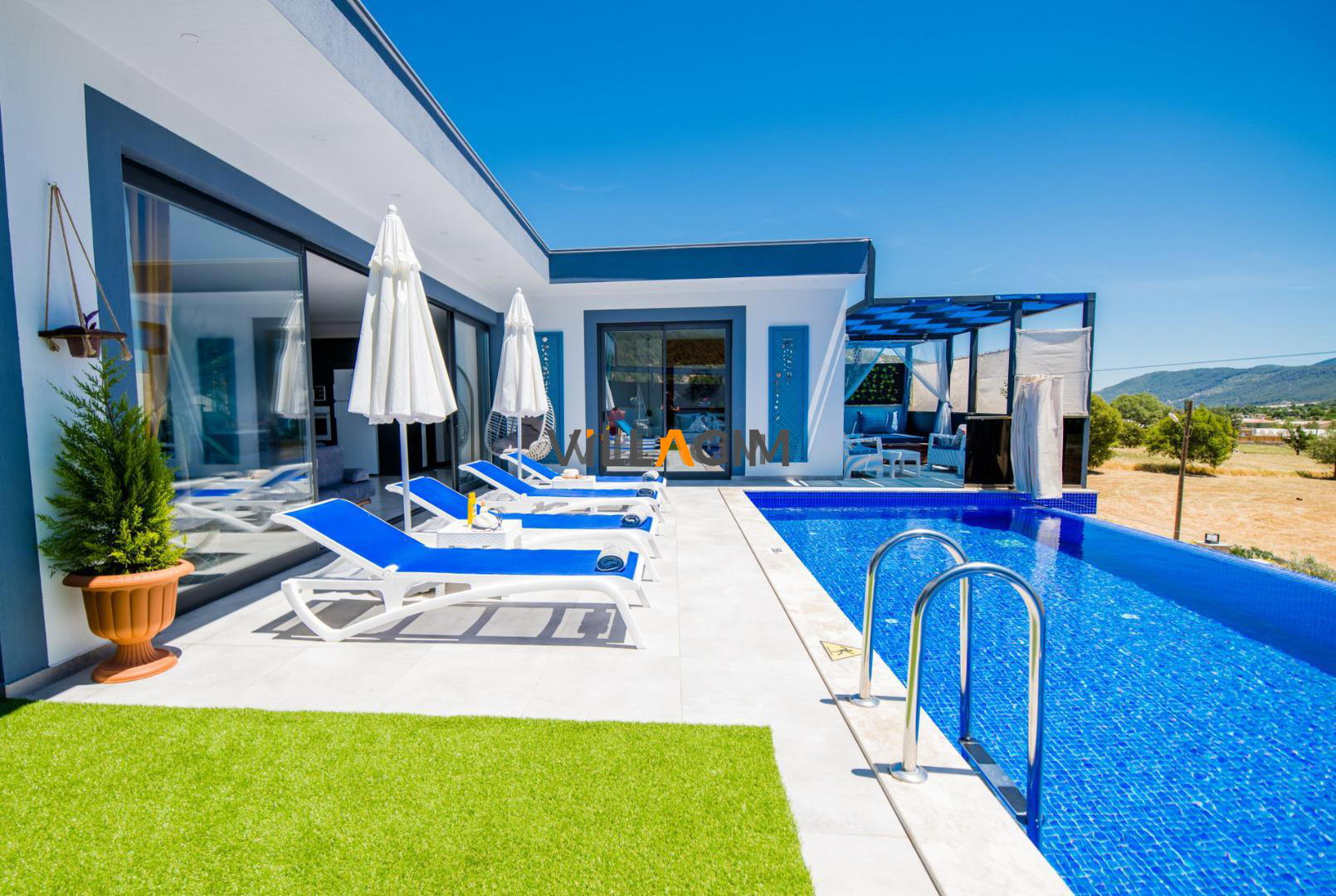 Villa Lavinya