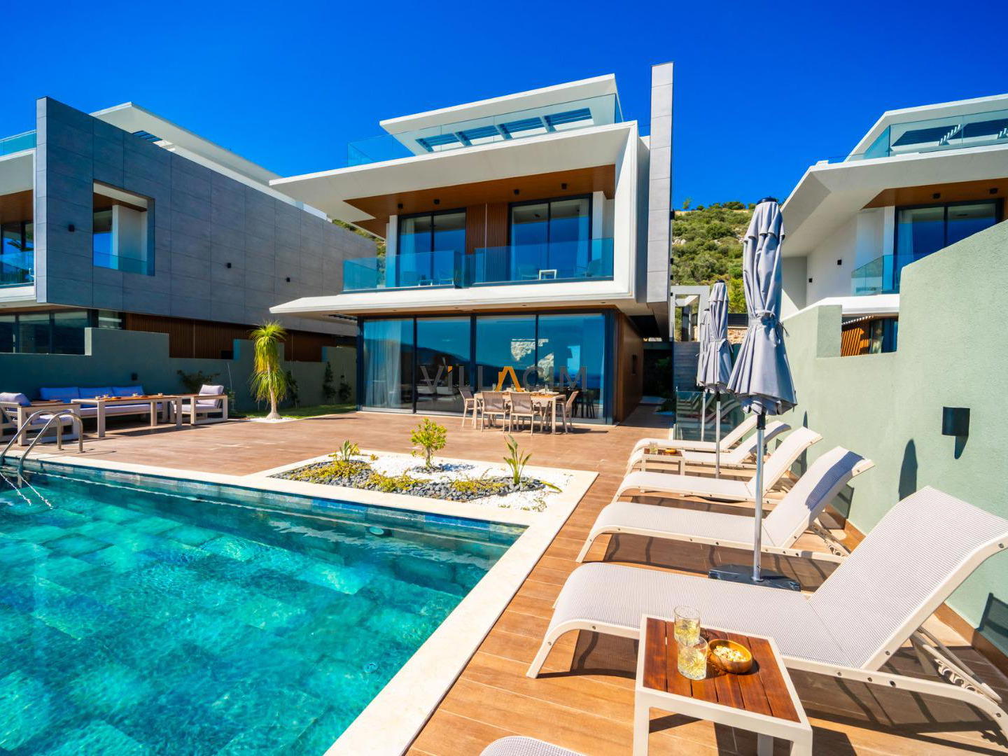 Villa Aura C