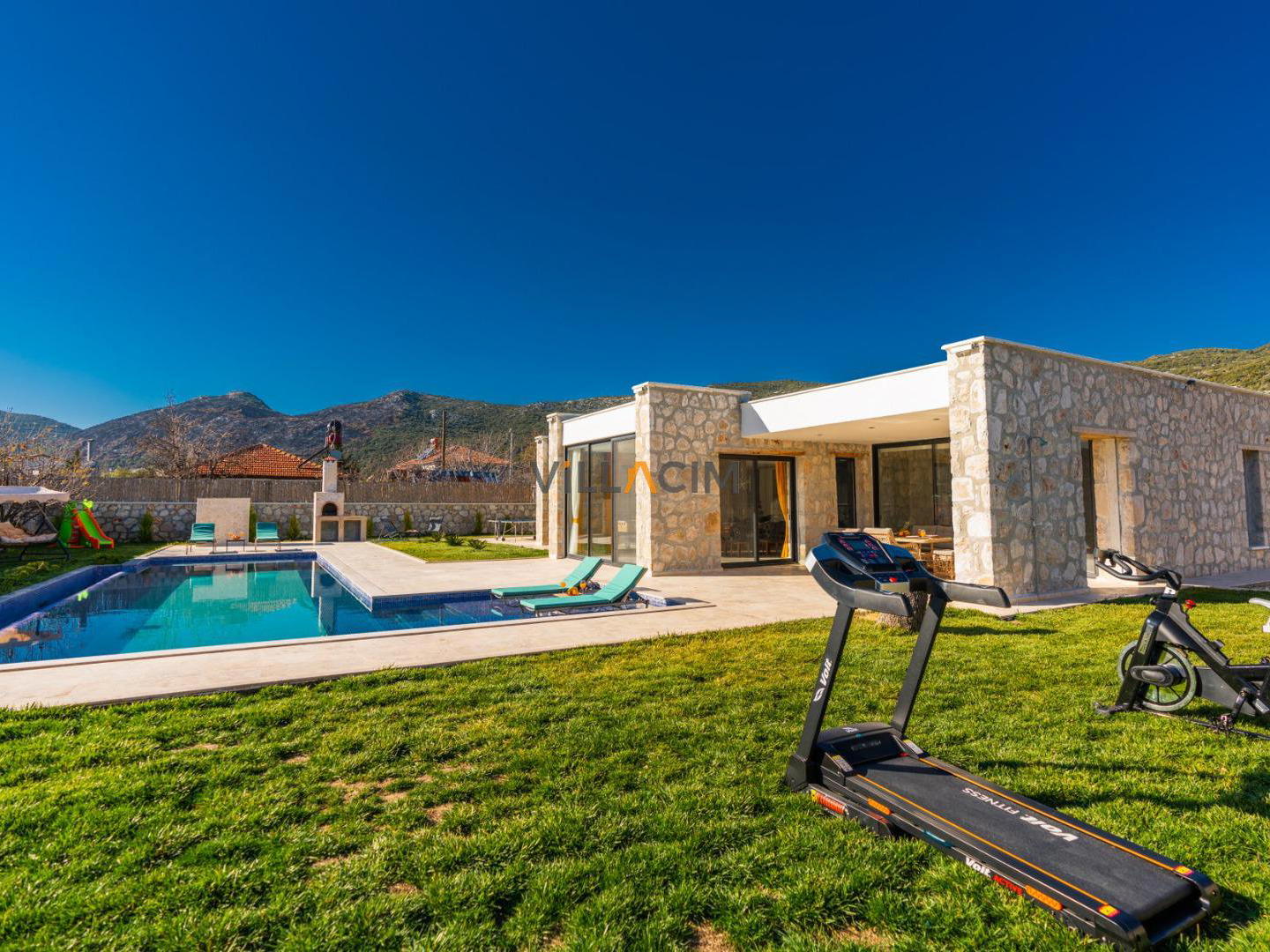 Villa Web