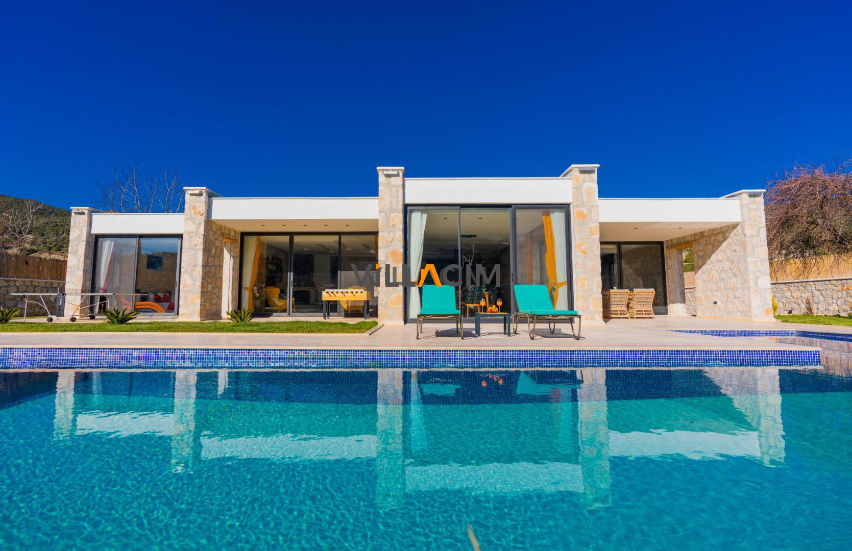 Villa Web