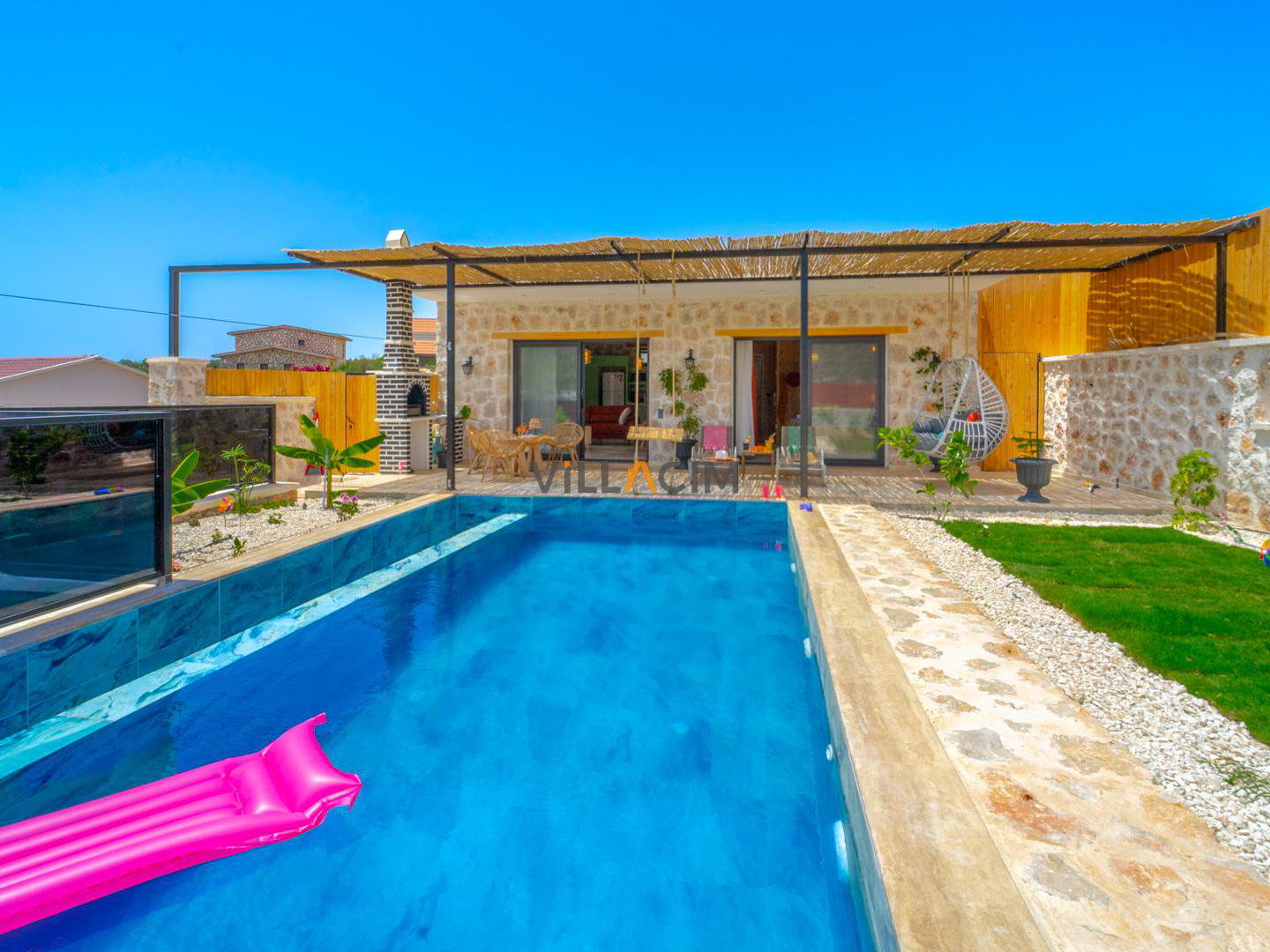 Villa Sanedan Luxury