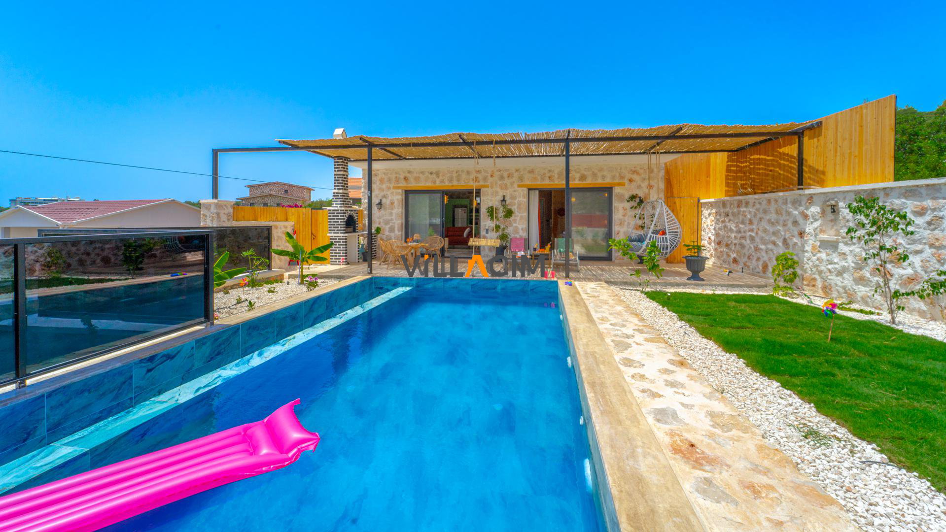 Villa Sanedan Luxury