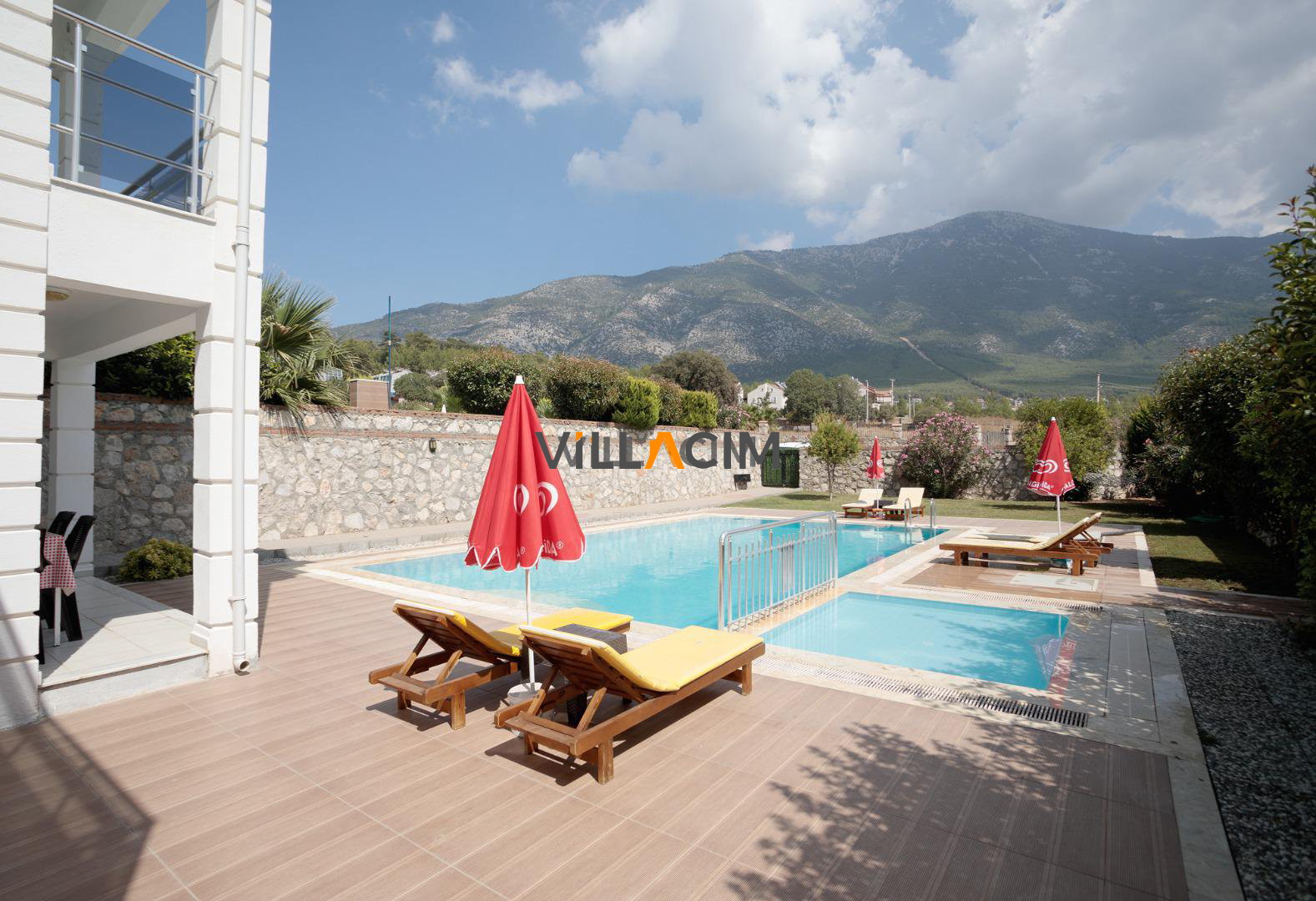 Villa Dera 1