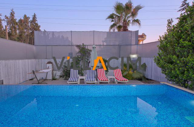 Villa Fiona Çalış
