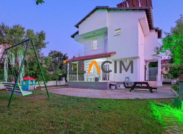 Villa Fiona Çalış