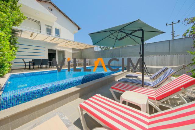 Villa Fiona Çalış