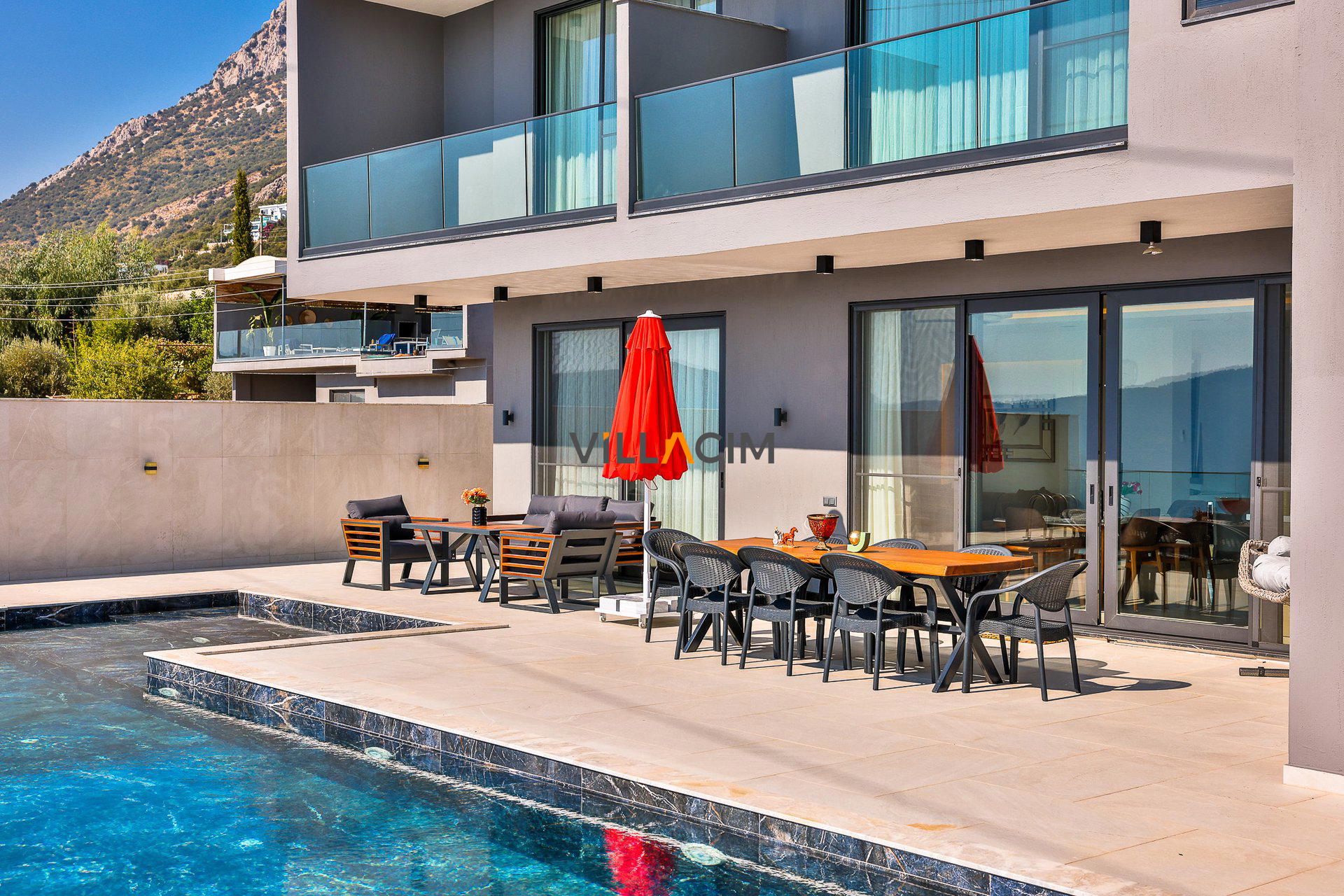 Villa Pointer 4