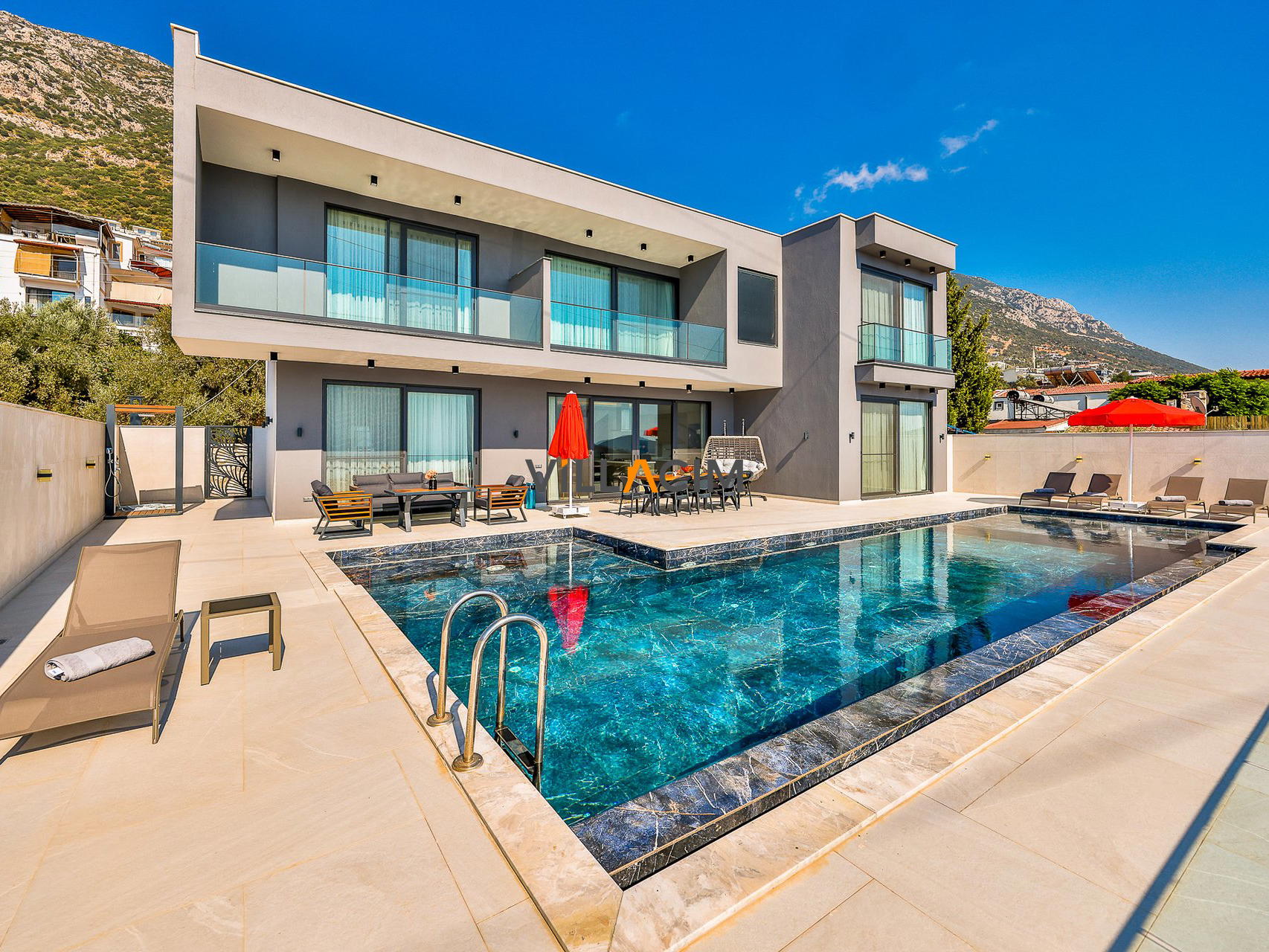Villa Pointer 4