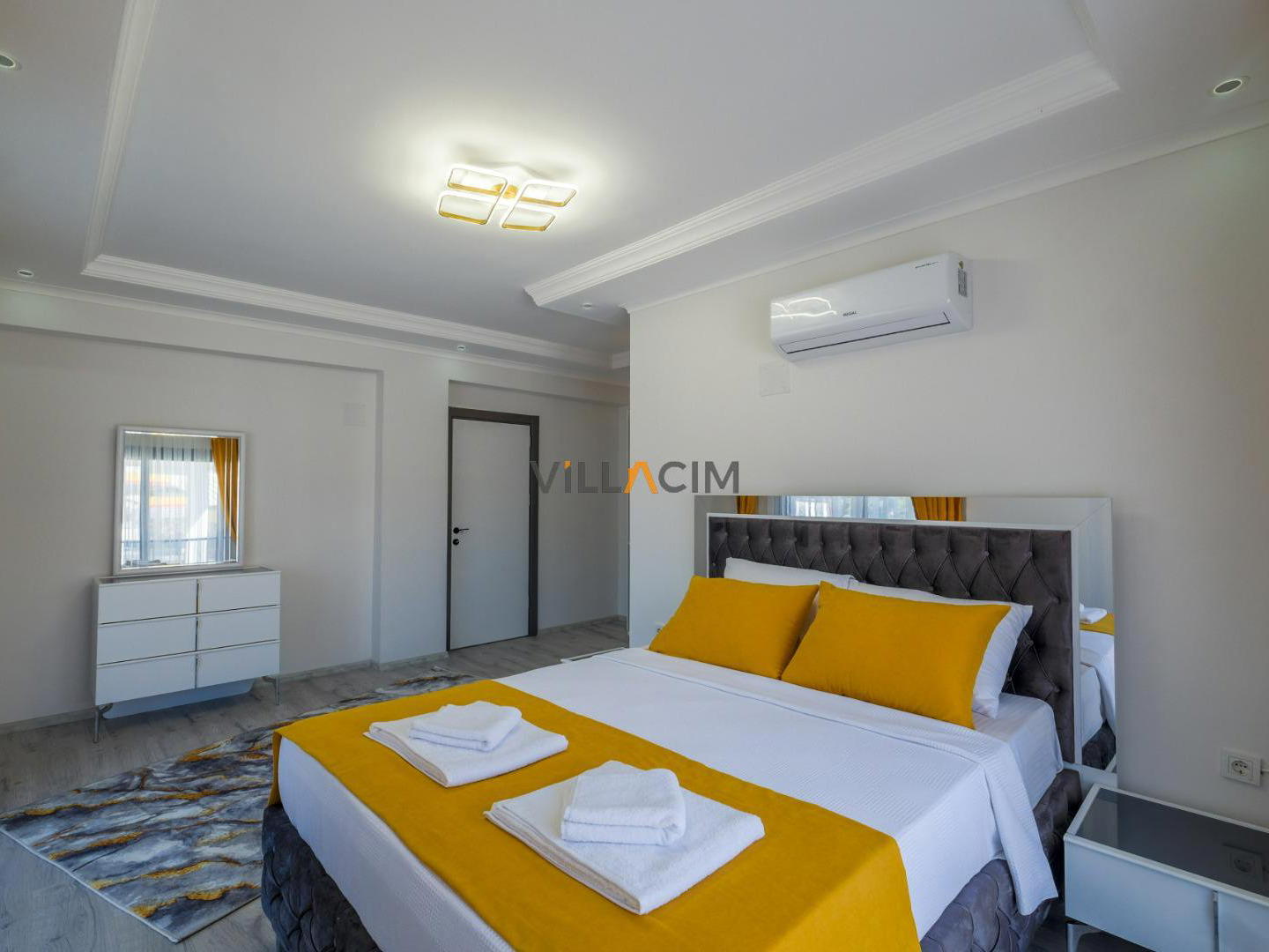 Villa Maske Duo