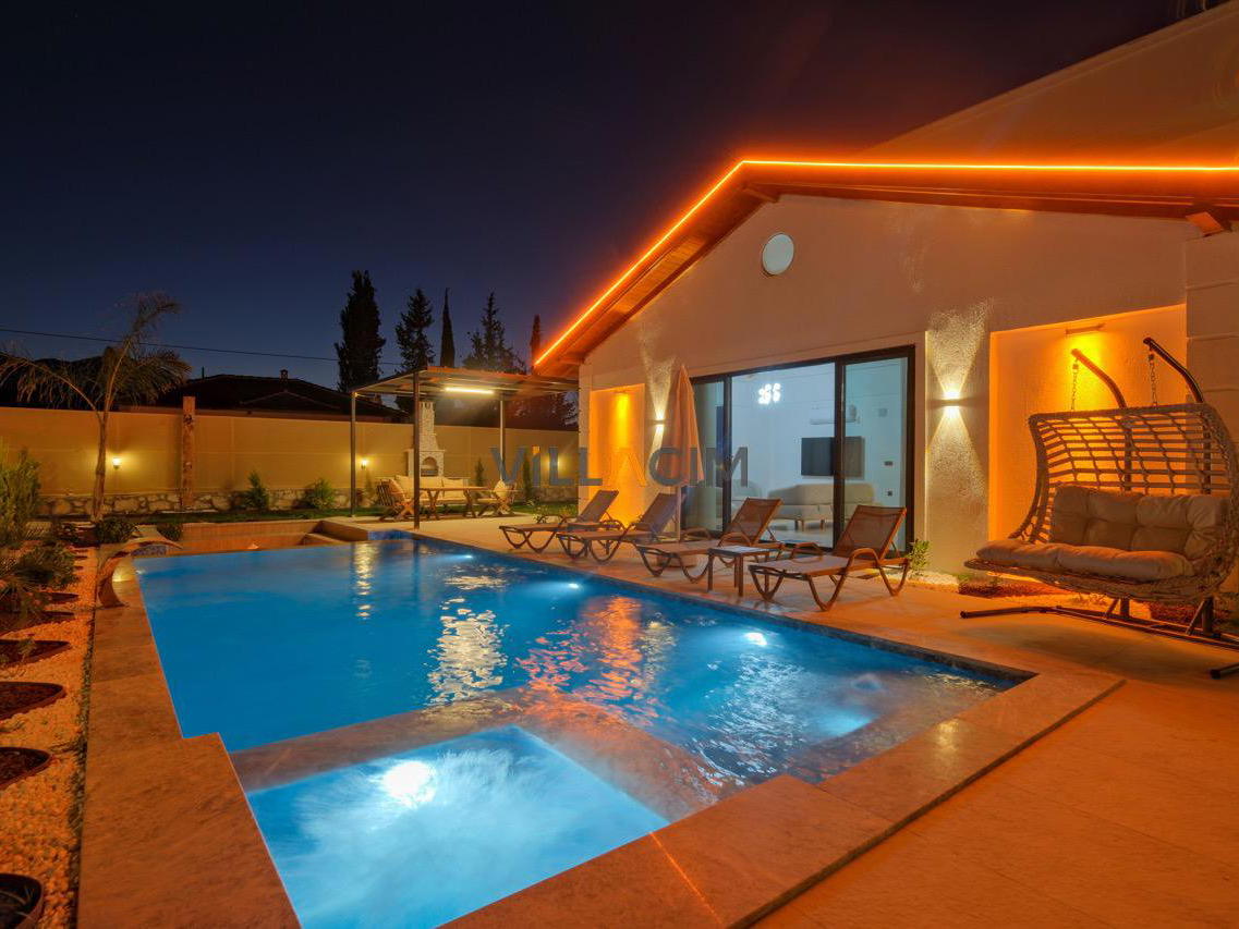 Villa Pakira 1