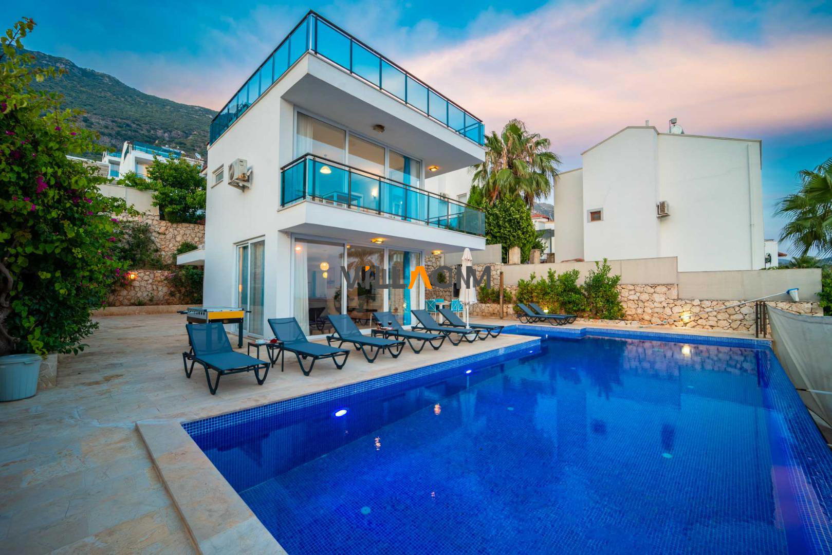Villa Trios